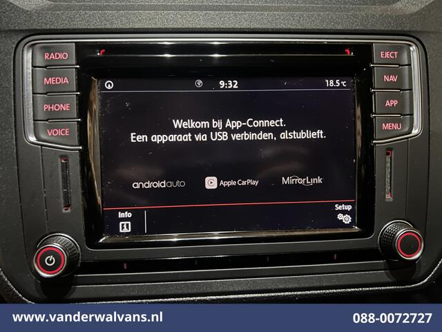 Volkswagen CADDY 2.0 TDI L1H1 Euro6 Airco | Navigatie | Camera | Cruisecontrol | Trekhaak | Apple Carplay | Android Auto Parkeersensoren