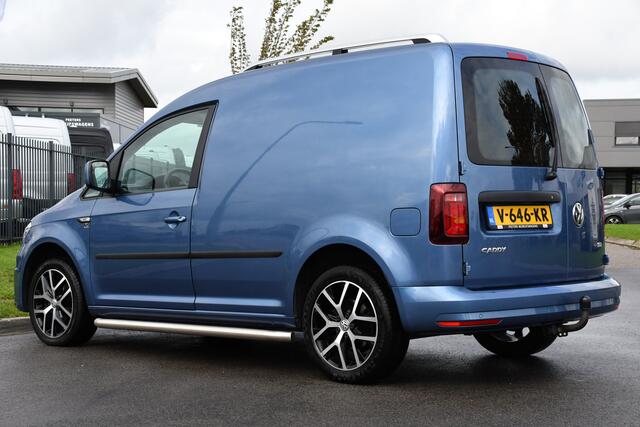 Volkswagen CADDY 2.0 TDI L1H1 Highline 70 years Edition Adaptieve Cruise, LED, 150pk, Carplay, Navi, Leder, Trekhaak, Automaat, Uniek!