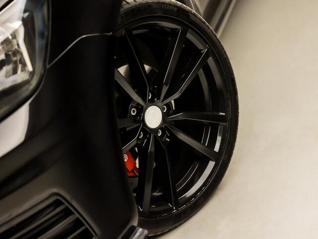 Volkswagen CADDY 2.0 TDI L1H1 BMT Black Sport (APPLE CARPLAY, NAVIGATIE, LEDER, AIRCO, TREKHAAK, ZIJSCHUIFDEUR, CRUISE, LM VELGEN, GETINT GLAS, NIEUWSTAAT)