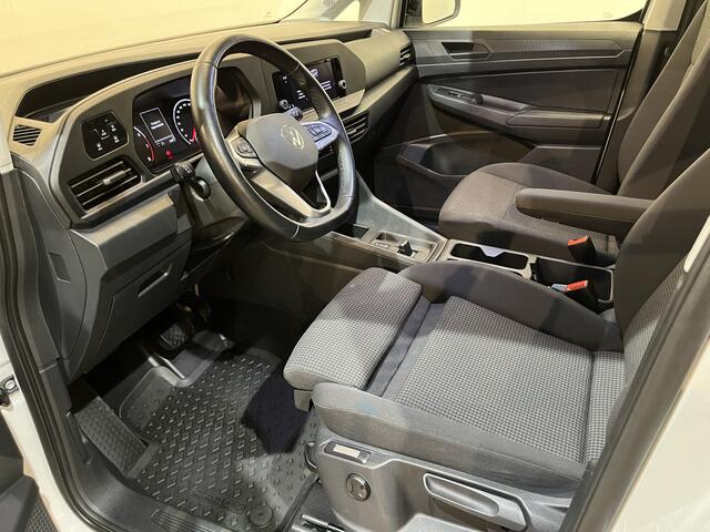 Volkswagen CADDY Cargo 1.5 TSI Automaat BENZINE / Euro 6 / Airco / Cruise Control / CarPlay / Camera / Trekhaak / 9.100 KM !!