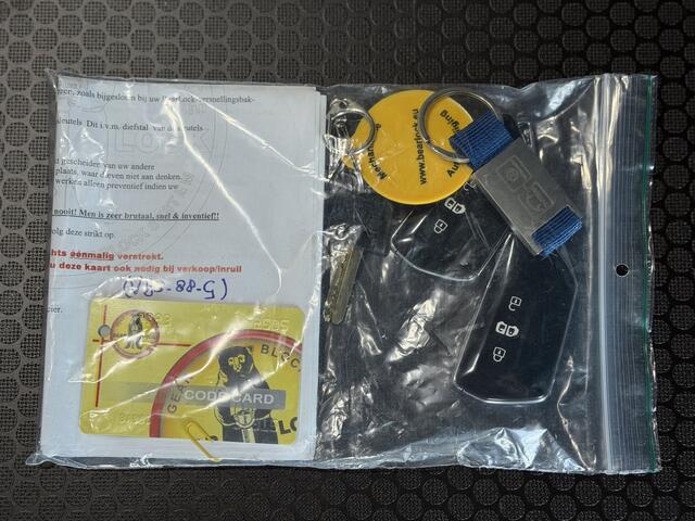 Volkswagen CADDY Cargo 2.0 TDI 1st Edition AUTOM LEDER CAMERA