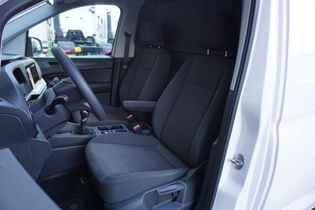 Volkswagen CADDY Cargo 122pk Trekhaak Apple Carplay Navigatie Camera Cruise control Airco Multifunctioneel stuurwiel