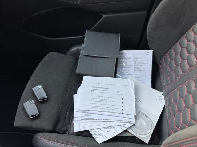 Volkswagen CADDY 2.0 TDI 140pk, Custom RS interieur, Maxton, Sfeerverlichting, erg mooi gedaan!