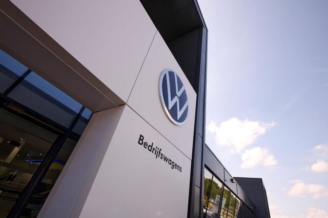 Volkswagen CADDY Cargo 2.0 TDI 102pk | Stoelverwarming | Cruisecontrol | Parkeersensoren | BPM-vrij | Trekhaakvoorbereiding | DAB radio | BetonplexLaadvloer