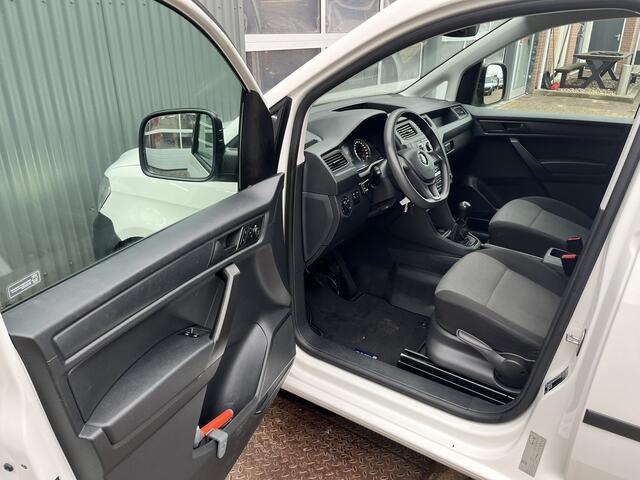 Volkswagen CADDY 2.0 TDI L1H1 Airco Cruise controle Trekhaak 1400kg trekgewicht Telefoon verbinding kastinrichting 1e eigenaar 2-Persoons Euro 6