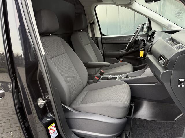 Volkswagen CADDY Cargo 2.0 TDI 123 PK STYLE / DSG AUTOMAAT / HIGHLINE / VIRTUAL / L1H1 / 10.534 KM!! / CRUISE / AIRCO / TREKHAAK / NAVI / LANE ASSIST / 17" LMV