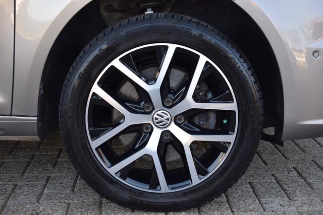 Volkswagen CADDY 1.4 TSI Highline Camera | Trekhaak | Bomvolle uitvoering | 18 inch