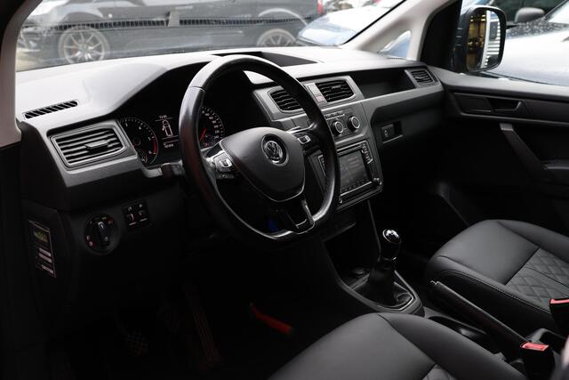 Volkswagen CADDY 2.0 TDI Exclusive 185 PK | Bi-Xenon | ACC | CarPlay | Navigatie | PDC | MF Stuur | Trekhaak | Nieuwe APK | Alarm | Schroefset | Spoilerkit | Dealer onderhouden