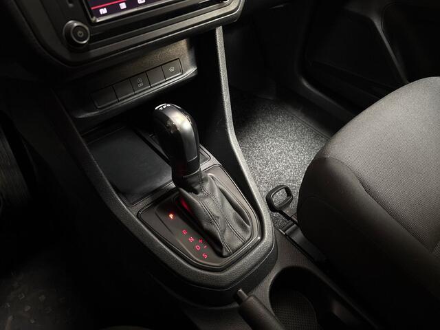 Volkswagen CADDY 2.0 TDI L1H1 BMT Sport Automaat (APPLE CARPLAY, NAVIGATIE, CAMERA, LM VELGEN, CRUISE, TREKHAAK, PARKEERSENSOREN, NIEUWE APK, NIEUWSTAAT)