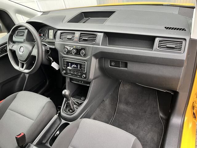 Volkswagen CADDY 2.0 TDI L1H1 Airco Cruise controle Trekhaak 1400kg trekgewicht Parkeersensoren achter Schuifdeur Telefoon verbinding 1e eigenaar Euro 6 bpm vrij voor particulier gebruik !!