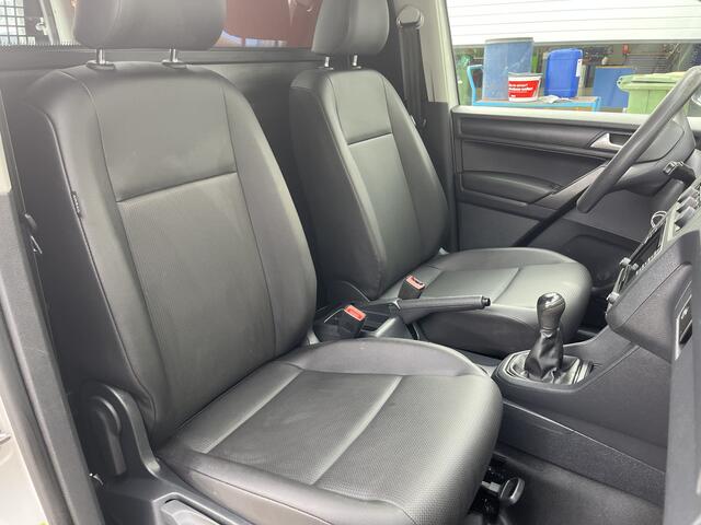 Volkswagen CADDY 1.2 TSI L1H1 Benzine met Airco Cruise controle Achterklep Parkeersensoren achter Schuifdeur Telefoon verbinding Navigatiesysteem Apple carplay Bpm vrij voor particulier gebruik!!