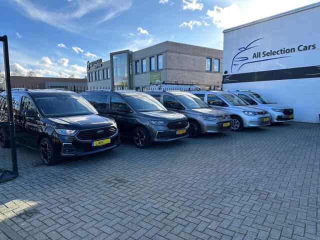 Volkswagen CADDY 1.4 TSI 125pk - Rolstoelauto L1 - Automaat - Bodemverlaging + Lier - Alle opties - NAP - Rolstoelvervoer