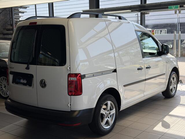 Volkswagen CADDY 2.0 TDI L1H1 BMT Trendline | NAVI | Interesse in een bezichtiging of proefrit, bel of app met 06-24282842 / 06-42130156