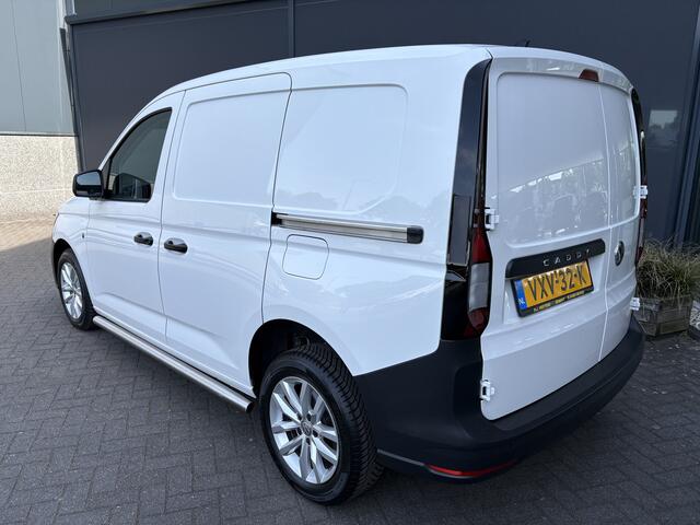 Volkswagen CADDY Cargo 2.0 TDI Airco - Apple carplay - Navigatie - Parkeersensor achter - Zijschuifdeur rechts - Tussenschot volledig - Cruise control - Mistlampen - Bluetooth - Stuur multifunctioneel - Elektrische ramen - Start/stop systeem