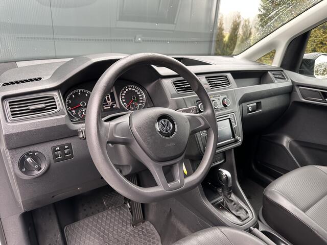 Volkswagen CADDY 1.4 TSI BENZINE AUTOMAAT !! / BPM VRIJ / IMPERIAAL / TREKHAAK / INRICHTING / NAVI / AIRCO / CRUISE