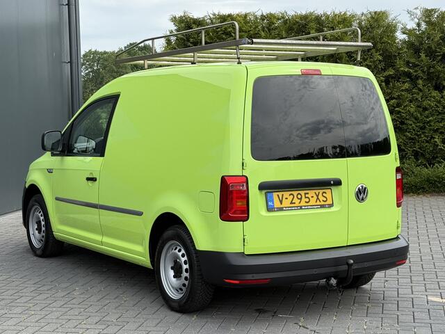 Volkswagen CADDY 2.0 TDI 102 PK / DSG AUTOMAAT / L1H1 / INRICHTING / 1e EIG. / IMPERIAAL / TREKHAAK / CRUISE