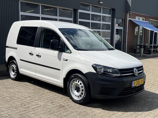 Volkswagen CADDY 1.4 TSI Benzine 126pk Airco Cruise control Trekhaak 1500kg Schuifdeur Kastinrichting Bluetooth verbinding Dealer onderhouden 1e eigenaar