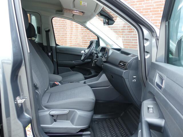 Volkswagen CADDY 1.5 TSI Automaat / Full LED / Carplay