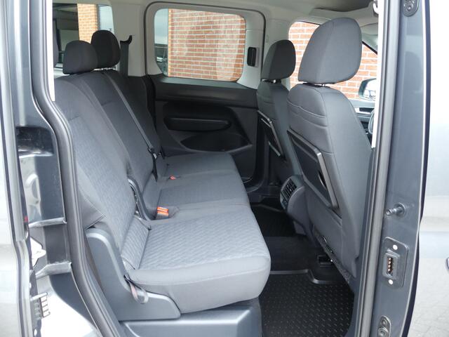 Volkswagen CADDY 1.5 TSI Automaat / Full LED / Carplay