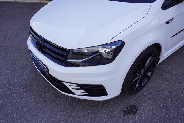 Volkswagen CADDY 185pk Gechipt Trekhaak Apple carplay Cruise conrol Airco 18" Velgen Spoiler