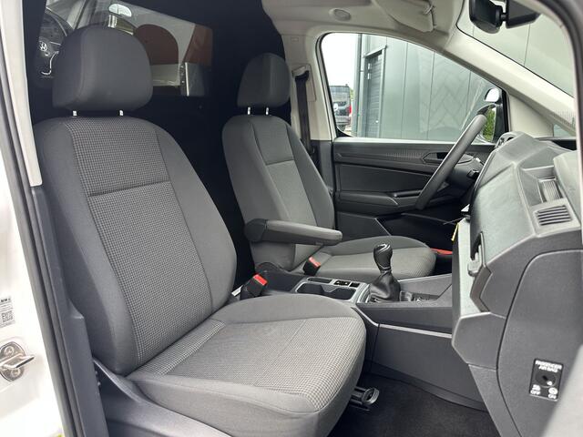 Volkswagen CADDY Cargo 2.0 TDI 123 PK 4-MOTION / L1H1 / 4x4 / 1e EIG. / TREKHAAK / INRICHTING / CAMERA / CRUISE / AIRCO / CARPLAY