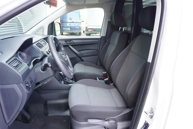 Volkswagen CADDY 102pk Automaat Trekhaak Airco Cruise control Bluetooth