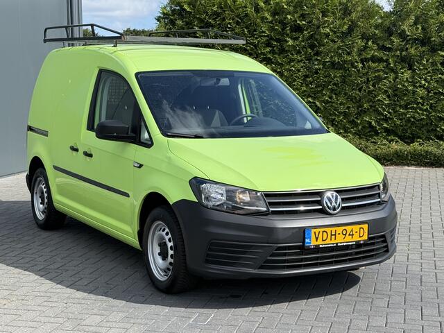 Volkswagen CADDY 2.0 TDI / L1H1 / 1e EIG. / UNIEK 28.975 KM! / INRICHTING / TREKHAAK / IMPERIAAL / NAVI / CARPLAY / CRUISE