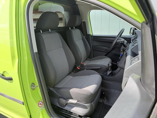 Volkswagen CADDY 2.0 TDI / L1H1 / 1e EIG. / UNIEK 28.975 KM! / INRICHTING / TREKHAAK / IMPERIAAL / NAVI / CARPLAY / CRUISE
