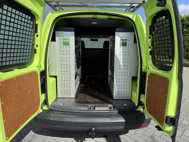 Volkswagen CADDY 2.0 TDI / L1H1 / 1e EIG. / UNIEK 28.975 KM! / INRICHTING / TREKHAAK / IMPERIAAL / NAVI / CARPLAY / CRUISE