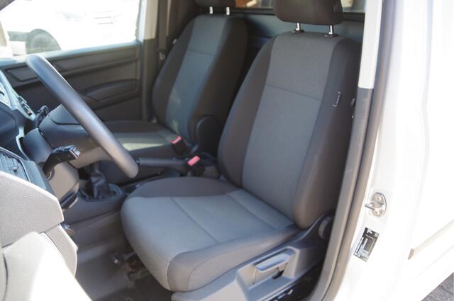 Volkswagen CADDY 2.0 TDI L1 TREKHAAK, AIRCO, CRUISE CONTROL, PARKEERSENSOREN, NL AUTO, NAP