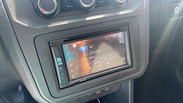 Volkswagen CADDY 1.4 TSI Trendline 5P. / AUTOMAAT / CARPLAY / NAVI / AIRCO / PDC / BLUETOOTH / CRUISE / NL-AUTO
