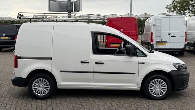 Volkswagen CADDY 2.0 TDI 55KW 75PK EURO 6 AIRCO/ TREKHAAK/ RVS IMPERIAAL/ ORIGINEEL AUDIO/ 100% DEALERONDERHOUDEN