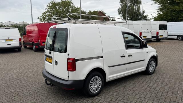 Volkswagen CADDY 2.0 TDI 55KW 75PK EURO 6 AIRCO/ TREKHAAK/ RVS IMPERIAAL/ ORIGINEEL AUDIO/ 100% DEALERONDERHOUDEN