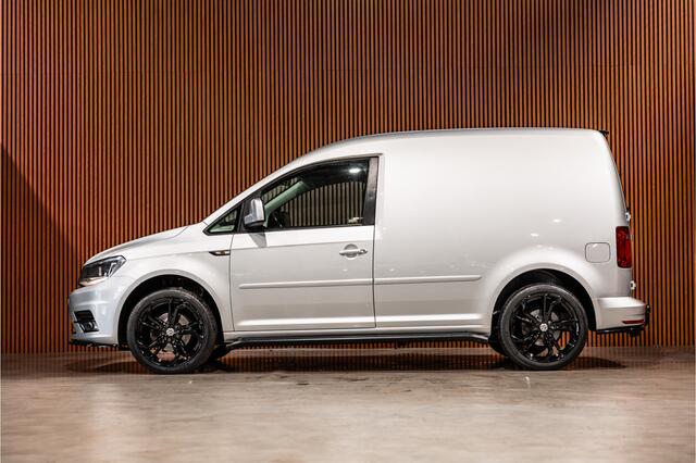 Volkswagen CADDY 2.0 TDI DSG Highline | CarPlay | Navigatie | MF Stuur | Trekhaak | Lederen bekleding | Airco | Stoelverwarming | PDC | Nieuwe APK