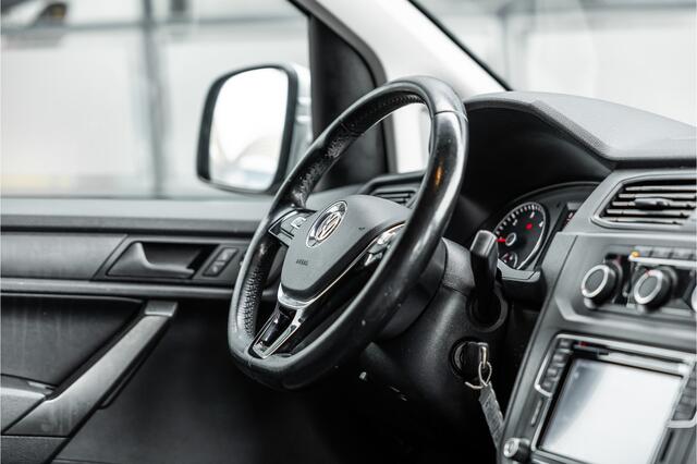 Volkswagen CADDY 2.0 TDI DSG Highline | CarPlay | Navigatie | MF Stuur | Trekhaak | Lederen bekleding | Airco | Stoelverwarming | PDC | Nieuwe APK