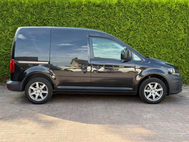 Volkswagen CADDY 2.0 TDI L1H1 Airco / Cruise / Trekhaak / Nieuwe APK