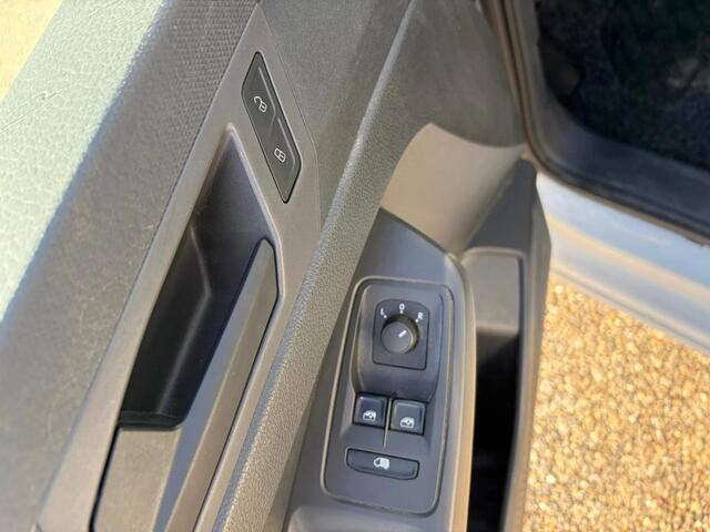 Volkswagen CADDY tdi virtual cockpit airco apple carplay 20600 km