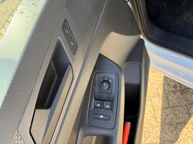 Volkswagen CADDY 2.0 tdi virtual cockpit airco apple carplay 9400km