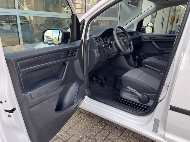 Volkswagen CADDY 2.0 TDI L1H1 Airco Cruise controle Trekhaak 1400kg trekgewicht Telefoonverbinding Extra sloten beveiliging Euro 6