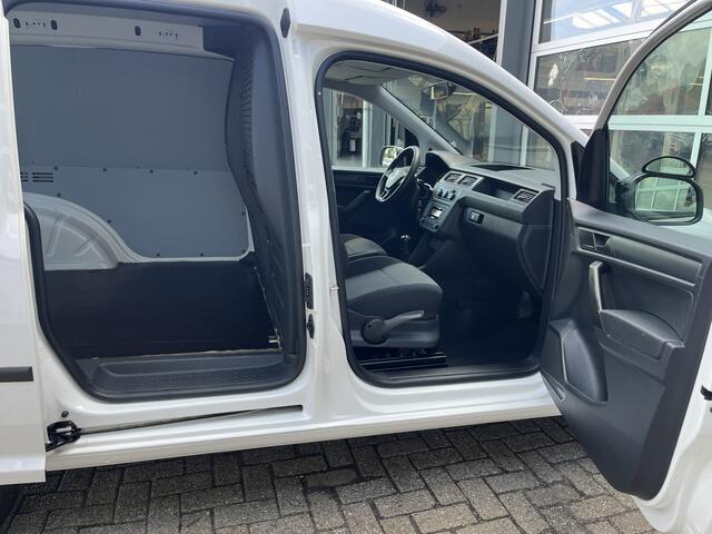 Volkswagen CADDY 2.0 TDI L1H1 Airco Cruise controle Trekhaak 1400kg trekgewicht Telefoonverbinding Extra sloten beveiliging Euro 6