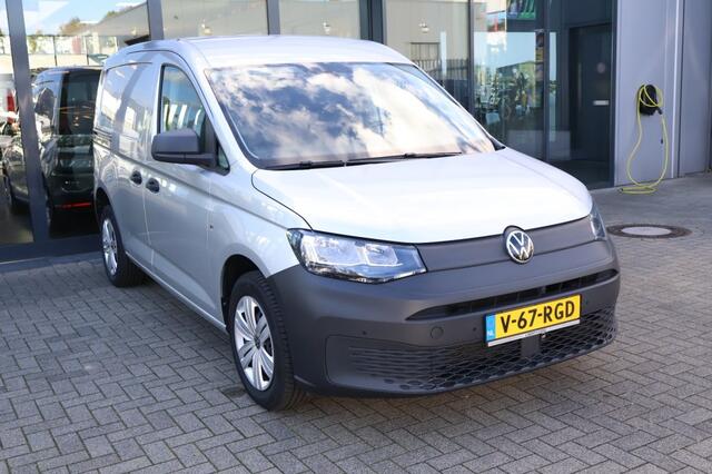 Volkswagen CADDY 1.5 TSI 115 PK DSG Park sens voor en achter / cruise control / Apple carplay