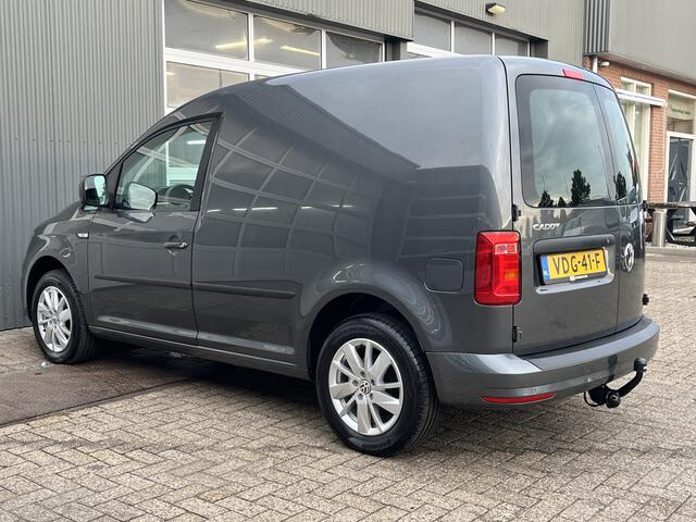 Volkswagen CADDY 2.0 TDI L1H1 Airco Cruise controle Trekhaak 1500kg trekgewicht Parkeersensoren achter Telefoonverbinding Lichtmetalenvelgen Euro 6