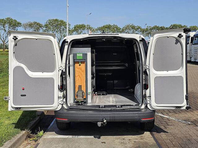 Volkswagen CADDY Cargo 2.0 TDI Comfort L1, Cruise control, Airco, Pdc, Carplay, Navi, Camera, Trekhaak