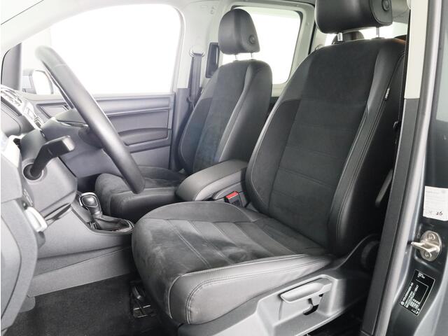 Volkswagen CADDY MAXI 1.4 TSI Trendline 125 pk Automaat (DSG) | Navigatie | Trekhaak | Parkeersensoren (Park assist) | Achteruitrijcamera | Stoelverwarming | Autom. airco |