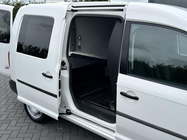 Volkswagen CADDY MAXI 2.0 TDI 123 PK 4-MOTION E6 / L2H1 / 4x4 / INRICHTING / TREKHAAK / 1e EIGENAAR / AIRCO / CRUISE