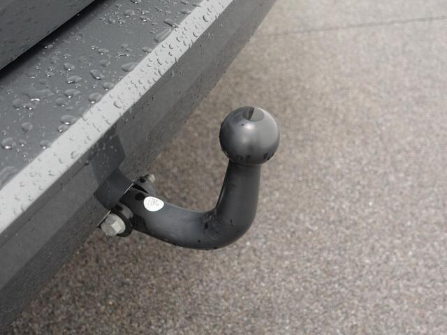 Volkswagen CADDY MAXI Cargo 2.0 TDI Aut. Style Airco Carplay Adaptive Cruise Control PDC VA Camera Trekhaak 17" LM Velgen