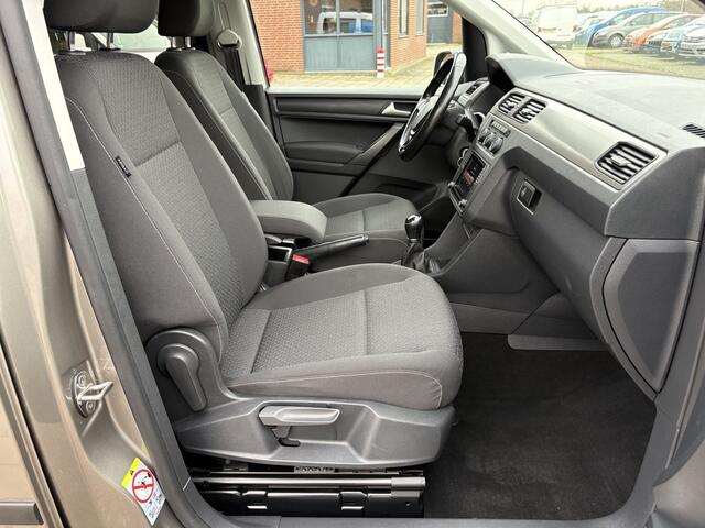 Volkswagen CADDY MAXI 1.4 TSI Trendline 96kw Life ( Carplay /Android, Camera, Trekhaak, Cruise Control) RIJKLAARPRIJS!