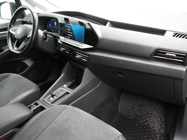 Volkswagen CADDY MAXI 1.5 TSI Style DSG Dealer O.H | Adaptive Cruise | Trekhaak Afn. | Apple Carplay | Camera | Alcantara Sportstoelen | LED Koplampen | Virtual | DAB | 17"L.M |