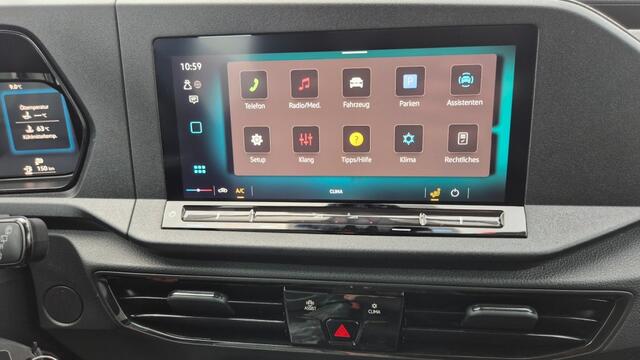 Volkswagen CADDY MAXI VOORRAAD ! ! AUTOMAAT Rolstoelauto Incl- BPM