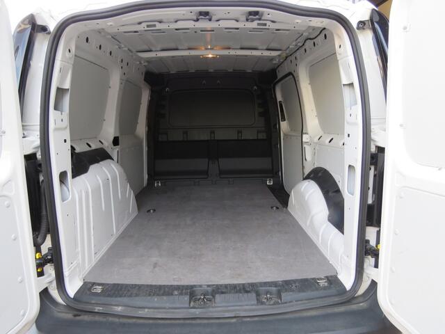 Volkswagen CADDY MAXI 2.0 TDI 122pk / Trekhaak / achterdeuren / Pdc / Betonplex